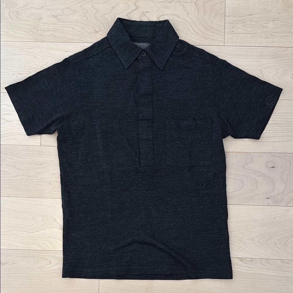 Men’s Solid Black Polo Shirt with Classic Collar